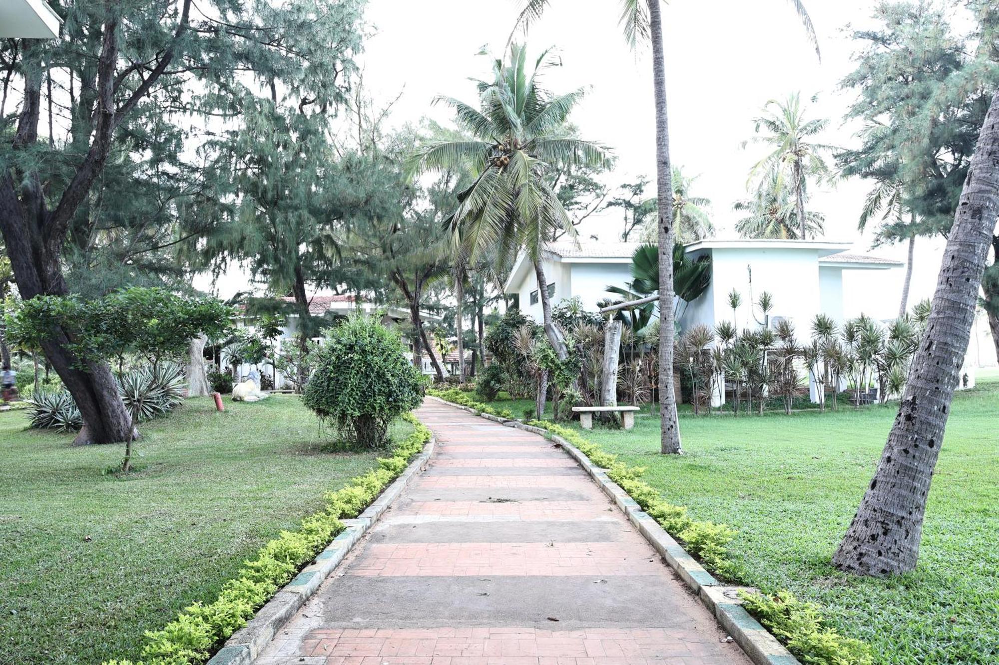 Vgp Golden Beach Resort Chennai Exterior photo